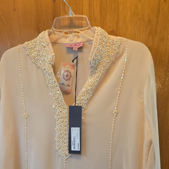 Elegant Peach Tunic with Pearl And Rinestone Accents - Picture 2 of 12
